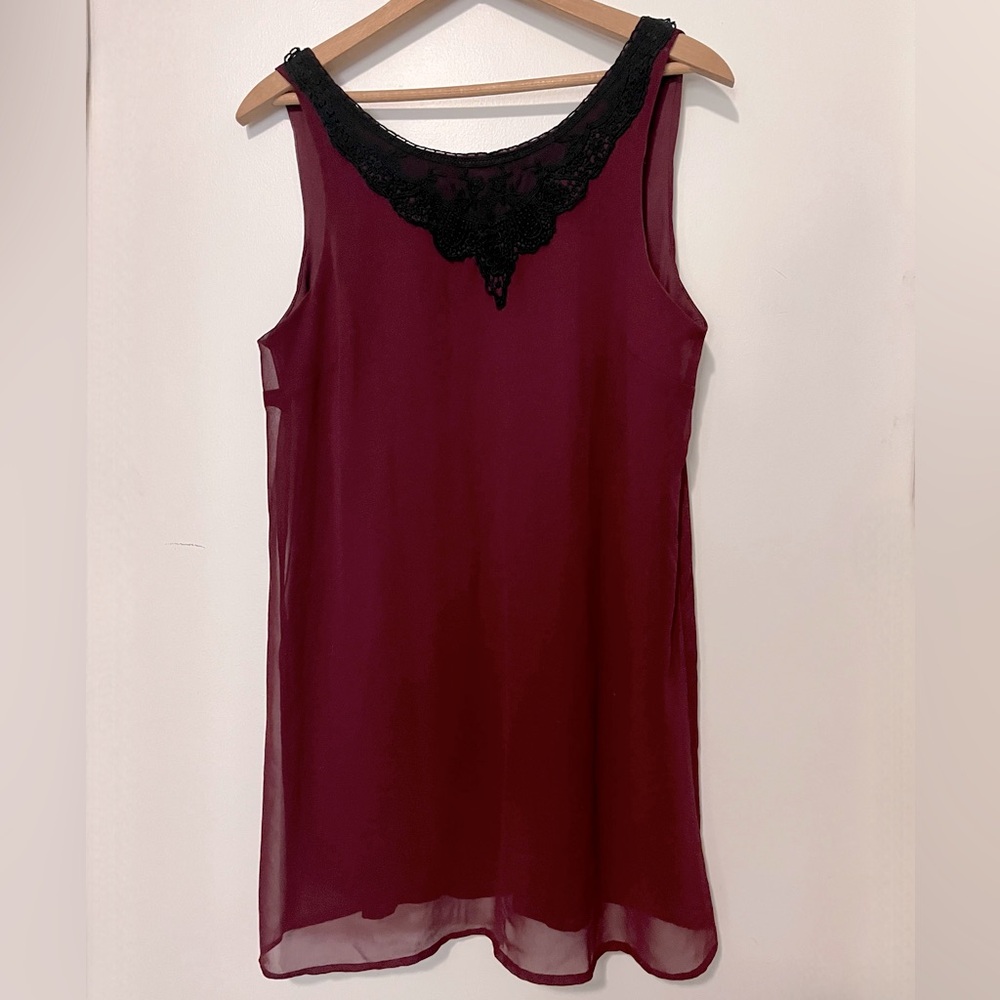Forever 21 Medium Burgundy Black Lace Tunic Dress Top Lightweight Maroon Red